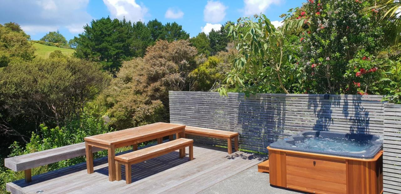 Karaka Sanctuary With Spa Pool By Waiheke Unlimited Oneroa Zewnętrze zdjęcie